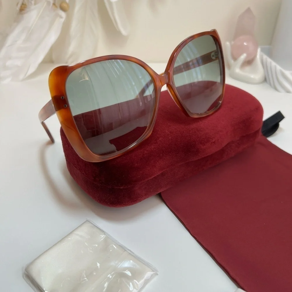 Gucci Havana Brown / Green Butterfly Shape Sunglasses